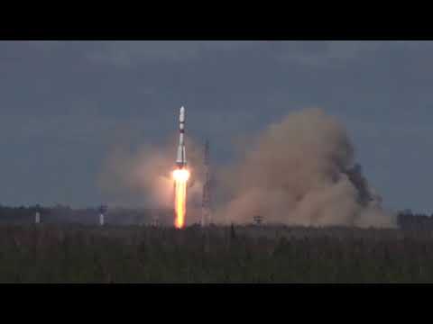 Launch of Russian Soyuz-2.1b rocket carrying an EKS-4 early warning sat from Plesetsk May 22, 2020