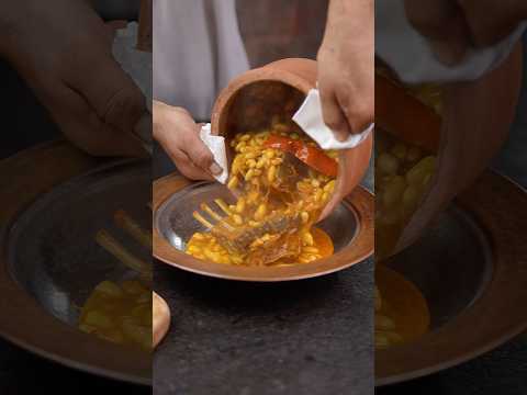 فاصوليا في الجرة و خبز تنور #اكل_ليبي #تنور #لحم #ليبيا #السعودية #لبنان #اكلات_شعبيه