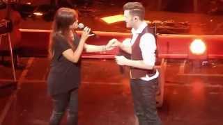 Casi te rozo - Vanesa Martin y Axel Teatro Opera