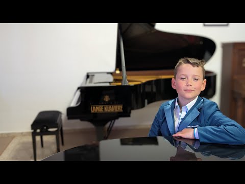 R. Schumann: Volksliedchen, op. 68, no.9 - Leonardo Barta (8)