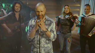 Videoklip Robo Opatovský - Tancuj! s textom piesne