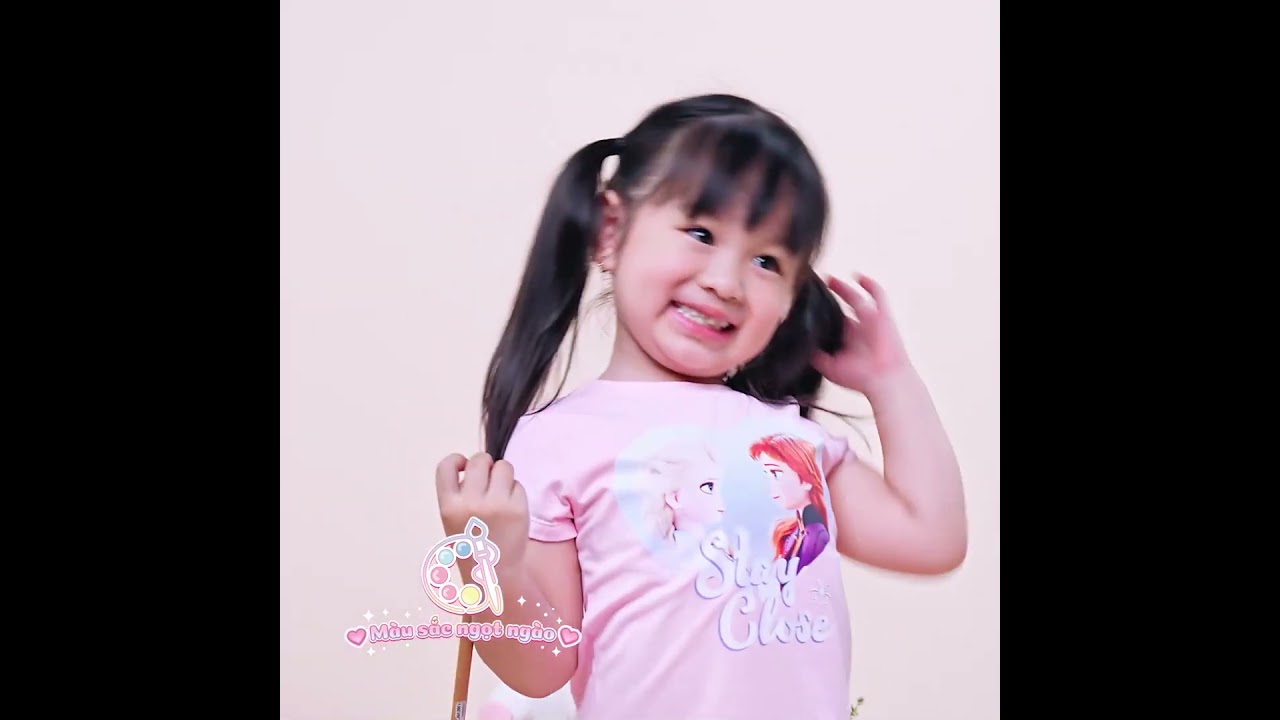 Váy bé gái tay ngắn Elsa Anna trái tim