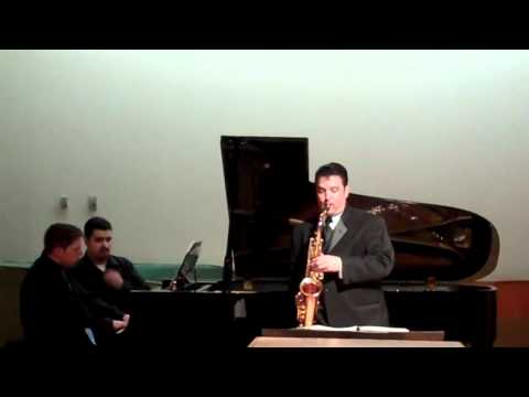 Todd Oxford Saxophonist Performs 