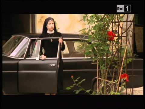 Un Ciclone in Convento -- 6x01 - Arrivi e Partenze 3/3