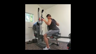 Wide Lat-Pulldown