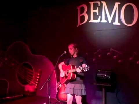 Amelia at Bemo's in Bay City