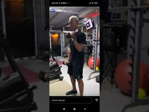 Deiby Flores reaparece entrenando y le dedica emotivo mensaje a su madre