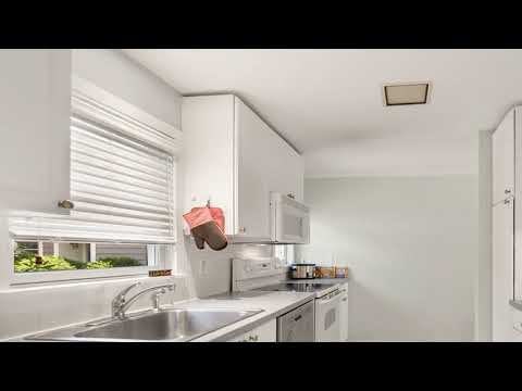 11 Oak Street  31, Wellesley, MA 02482