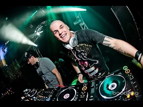 Andy Whitby - Mix CD 2 - Exclusive Biscuitmonsters Hard House Mix