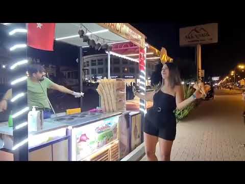 Hamada Nashawaty   Shakle Habetek Yeni (Çılgın Dondurmacı Yeni) 2021