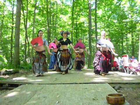 Gypsy Raqs Amaya with 6 dancers