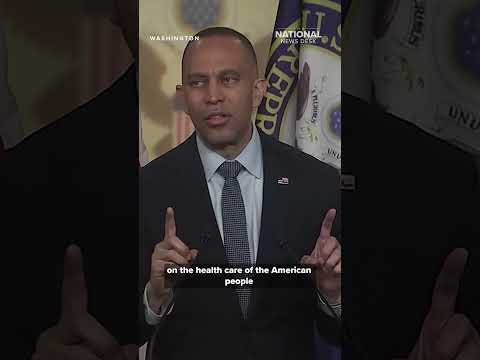 Jeffries siger, at Trump er 'ligeglad' med amerikanernes økonomi