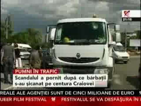 Pumni în trafic la Craiova