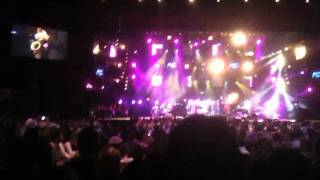 Montreux Jazz Festival 2011 - George Benson sings Ray Charles'  "Hallelujah I Love Her So"