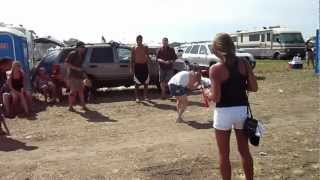 preview picture of video 'Dizzy bat fail at Country Thunder'