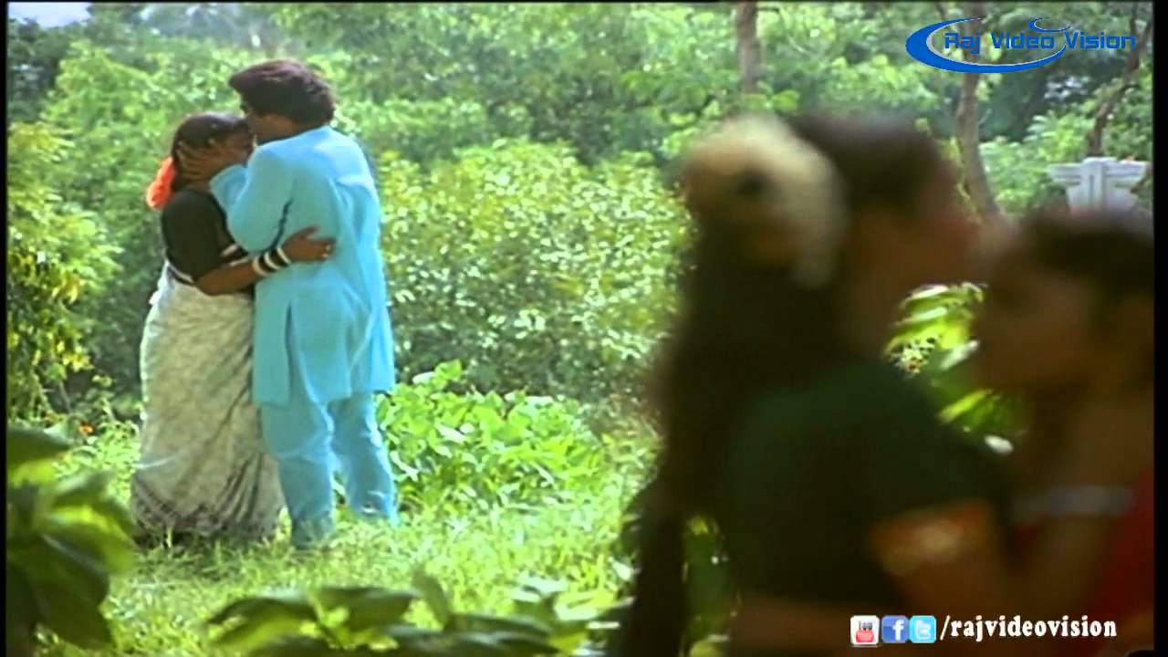 Oru Poovai Pondra Song Lyrics | Thappu Kanakku