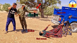 Download lagu Heartbreaking Drama: Police Deliver Unwelcome News to Grieving First Wife mp3