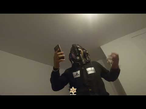 THEYCALLMEZAE Recording Adlibs for WAGWAAN