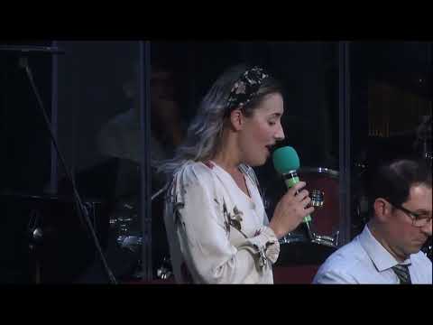 Irina Țif - Decorul