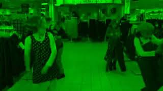 Mary-Kate and Ashley Olsen: Decisions, Decisions (All In Green)