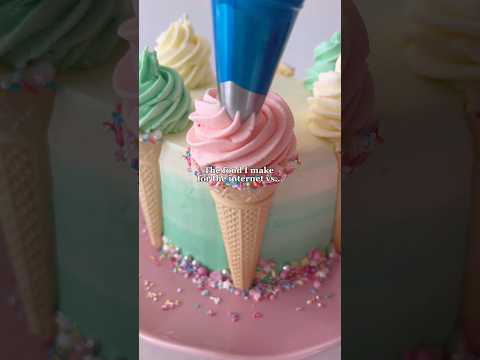 To be fair, beans and crumpets are an elite combo!                                  #cakedecorating