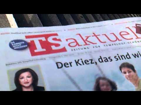 Lars Oberg bei einer Frühverteilung am Bayerischen Platz