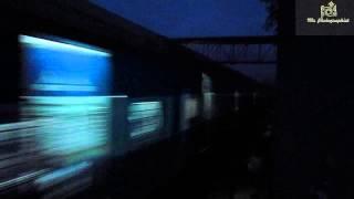 preview picture of video 'Mangala Express Overtakes Fast Passenger !!'