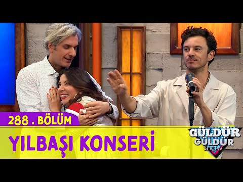Cinselliği Bırakan Adam - Yılbaşı Konseri | 288.Bölüm (Güldür Güldür Show)