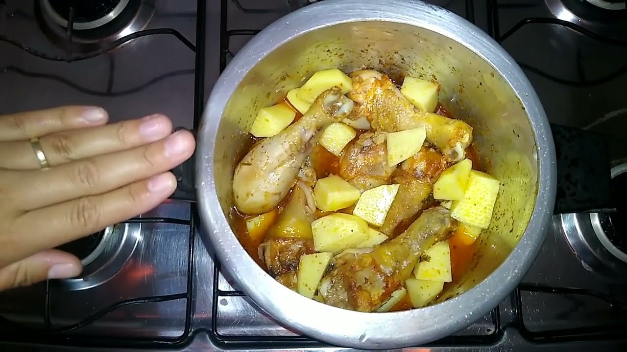 Coxa de Frango Assada na Panela de pressão [PASSO A PASSO] Aprenda Como Fazer Coxa de frango fácil