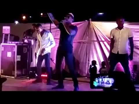 Prestation de Lakarta  Itsandra beach à l'occasion du concert de RDJB, OU2S, Djo mix Djo. Comores