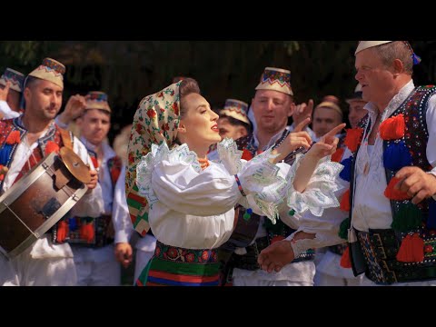 Oana Font - Mură neagră-n Postu’ Mare