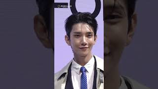 SEVENTEEN ジョシュア、ロングコート姿で来日イベント登場！ #shorts