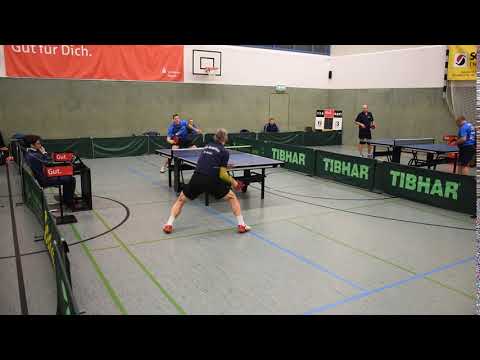 Martin Biolek - Kevin Eggers ( TTC Schwalbe Bergneustadt ) 16.11.2019: 7:11, 11:7, 10:12, 11:8, 11:9