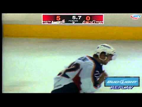 Derek Grant vs Peter Holland