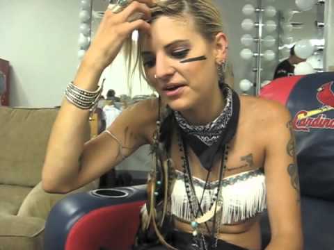 Thumbnail for Interview with Juliet Simms of Automatic Loveletter by Juliet Simms