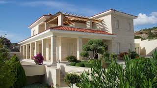 8 bedrooms sea view villa in Sea Caves