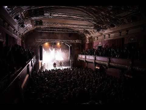 DE MENS - "KOM HET TOCH HALEN" (LIVE @ RADIO 1 LUC DE VOS SESSIE)