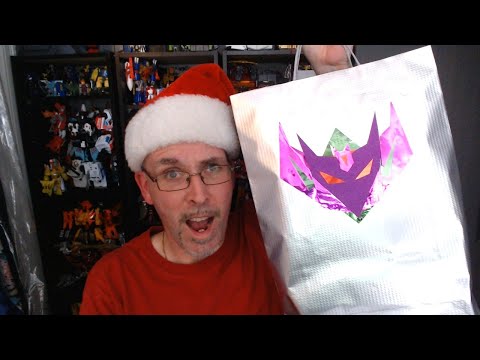 GotBot Goes Live: Listings Leaks, Legacy Animated Prowl, Retro G1 Hound, Holiday Unboxing