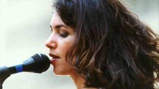 Susanna Hoffs - Stuck In The Middle video