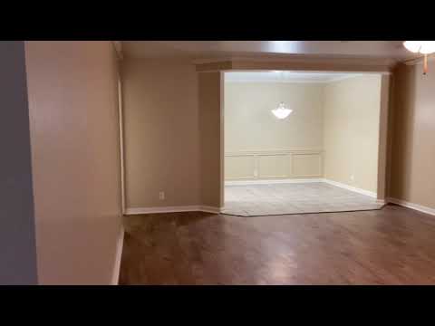 2x2 J. The Provincial Apartments 2  Bedroom, 2 Bathroom Apartment