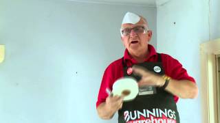 How To Repair Cracks In Plaster - DIY At Bunnings