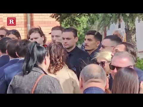 Sestra Hafe Karić jeca nad njenim sandukom