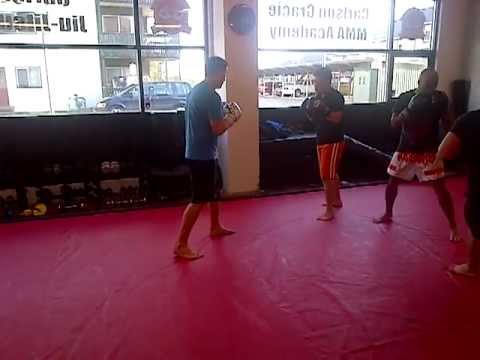 download lagu mp3 mp4 Kick Video 3gp, download lagu Kick Video 3gp gratis, unduh video klip Kick Video 3gp