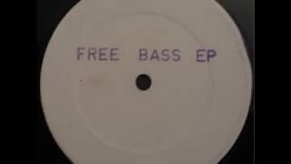 Patrick Bee - Sequence Sir Free Bass EP - 4 TRACK TECKNO STYLE TRIPE 33 RPM