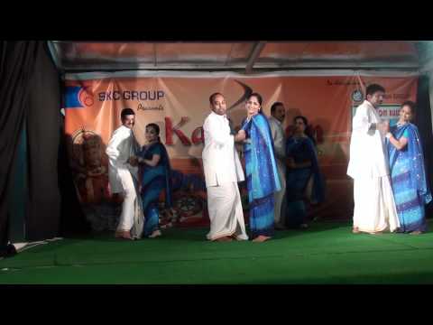 Nee Madhu Pakaroo... Malayalam action song at Kalikkalam Onam celebration 2010