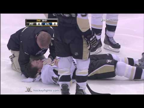 Matt Cooke vs Evander Kane Apr 10, 2010 - SportSouth feed