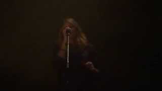 Trois fois rien ~ Coralie Clément @ Café de la Danse (11-12-2014)