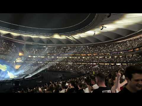 Kanye West - Heartless - Live (Madrid Metropolitano)