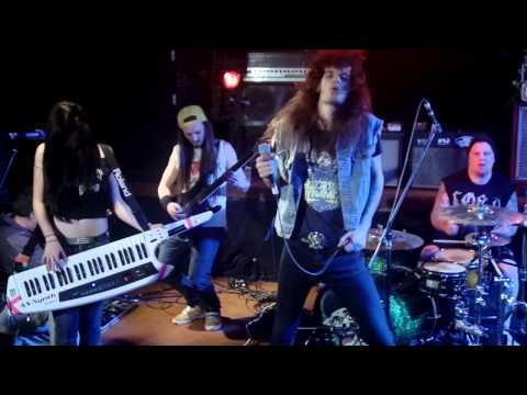 Basement Apes Live Episode 22 - Electrik Dynamite