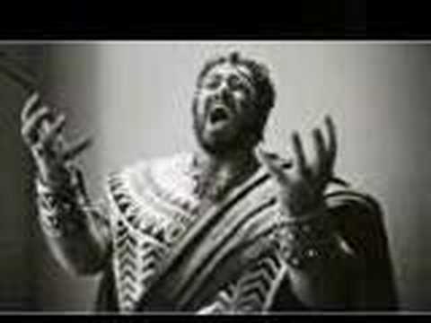 Rare Pavarotti recording... Unkown year